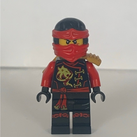 LEGO Ninjago Red and Black Ninja Minifigure - Picture 1 of 5
